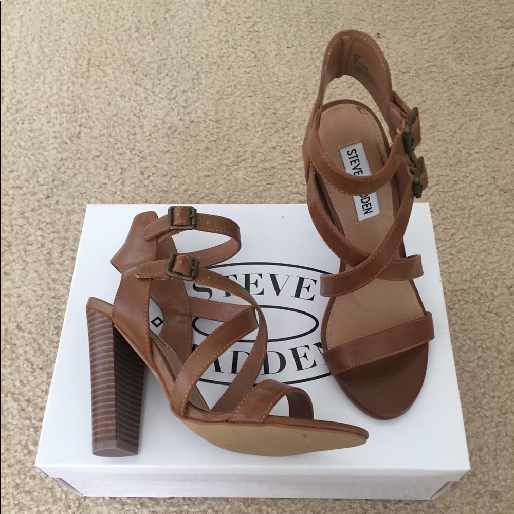 Brown wedge/heels